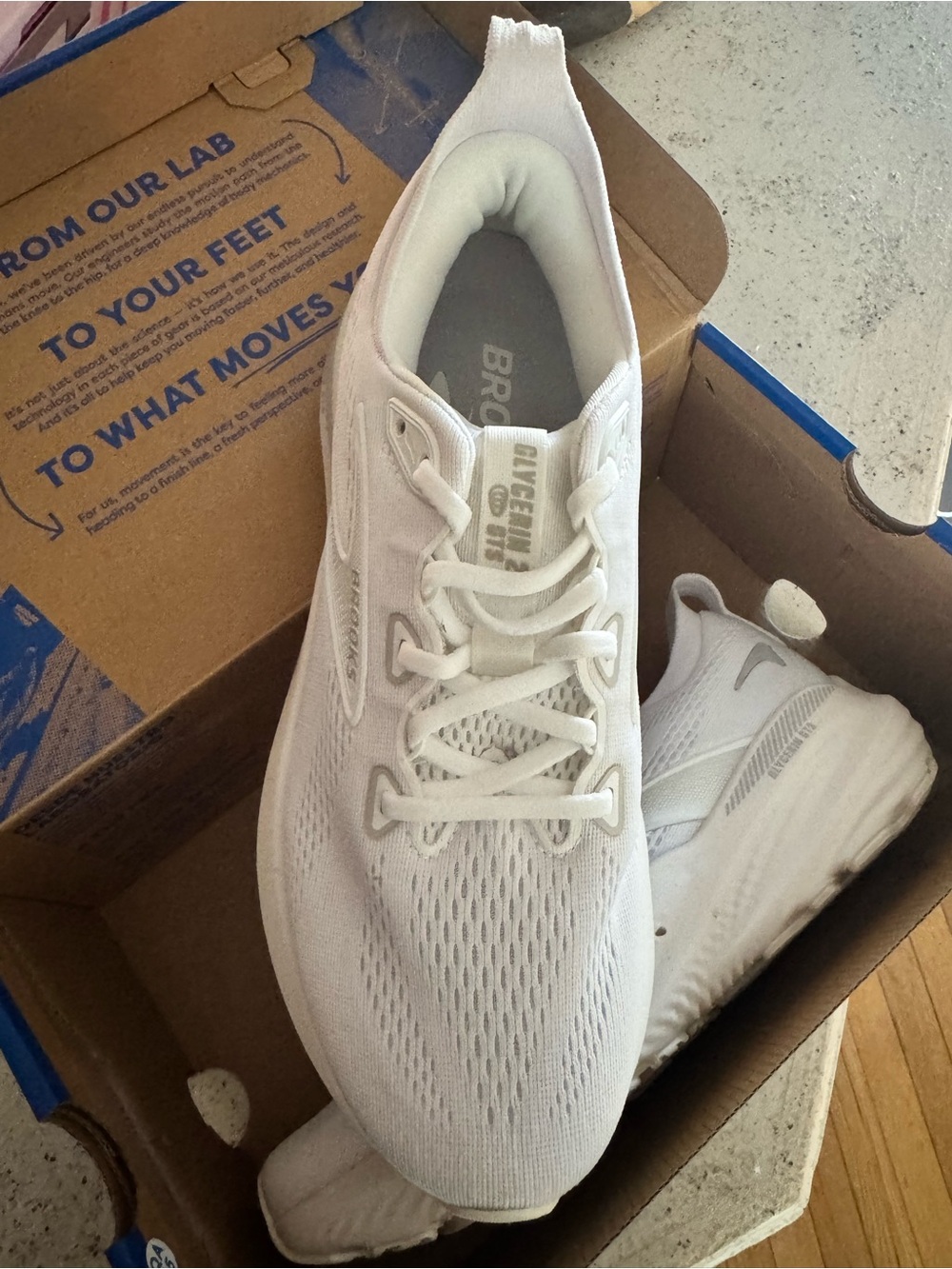 Brooks White Women’s Glycerin GTS Supportive Running Shoes - Picture 2 of 4